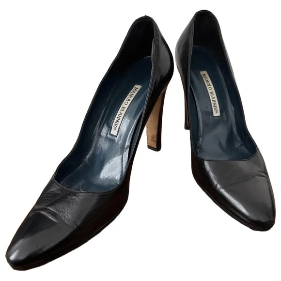 Manolo Blahnik Black Leather High Heels Sz 8.5 (39)